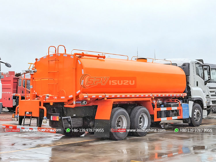 ISUZU GIGA 10 Wheels Water Sprinkler Truck - Rear Right Side